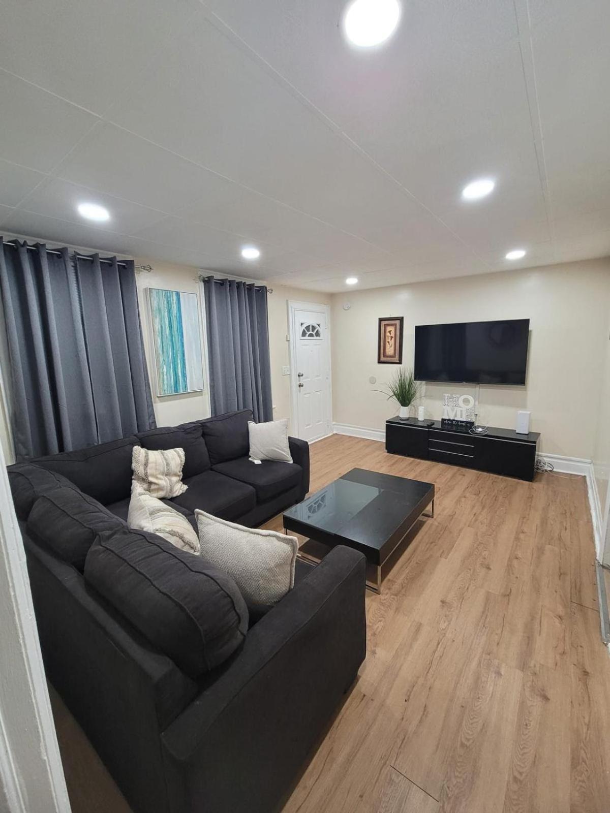 Z & Z Apartment Newark Ngoại thất bức ảnh